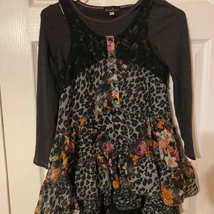 GIRLS HANNAH BANANA SIZE 8 DRESS